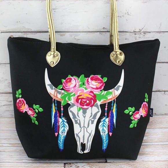 Purse - Picture 1 of 2